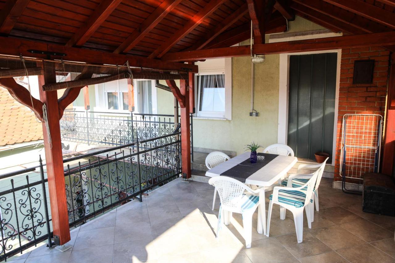 Apartman Kaya Appartement Ðakovo Buitenkant foto