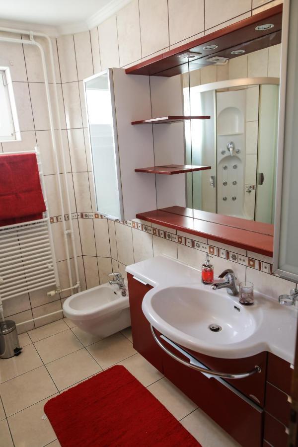 Apartman Kaya Appartement Ðakovo Buitenkant foto