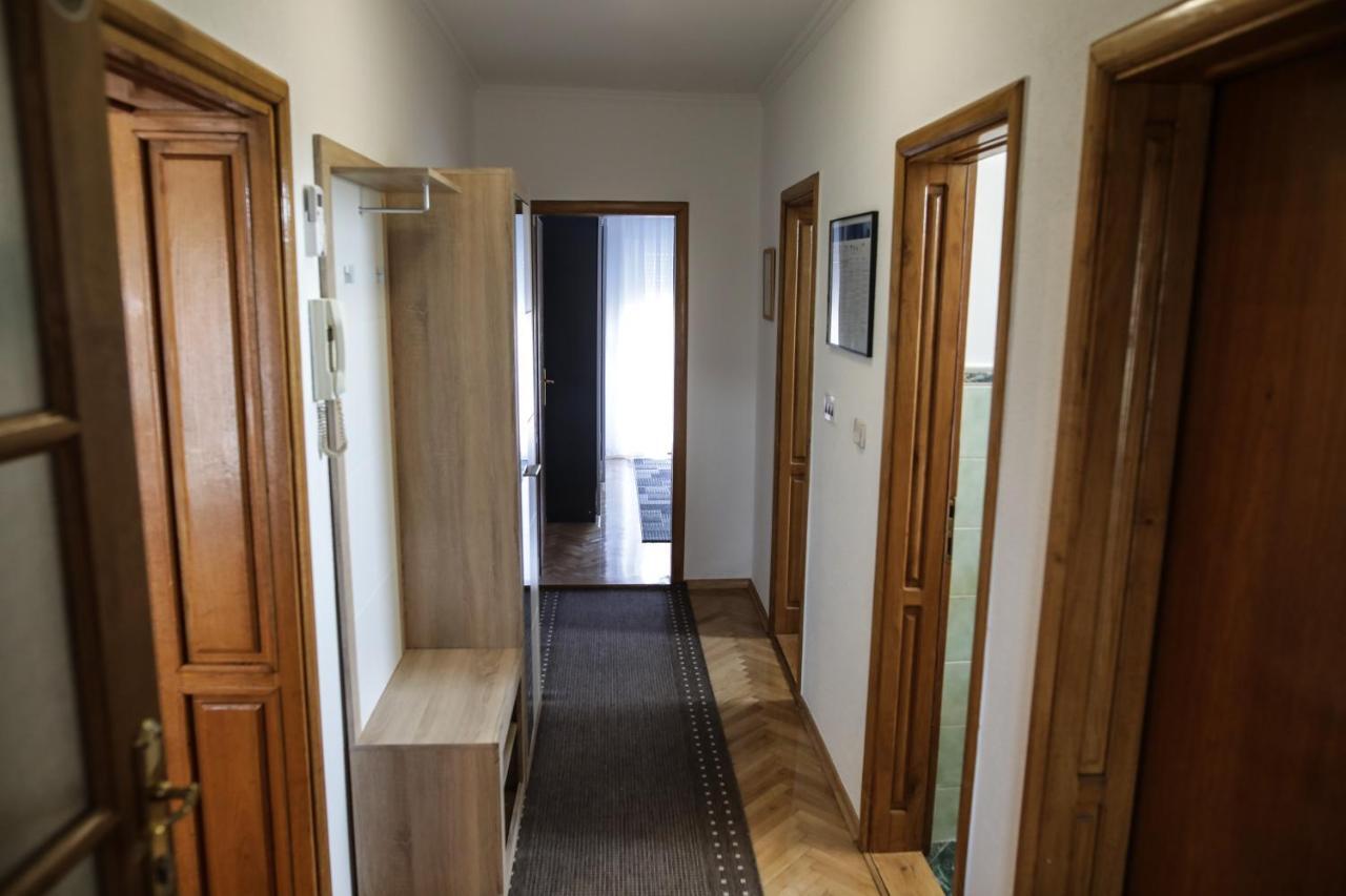 Apartman Kaya Appartement Ðakovo Buitenkant foto